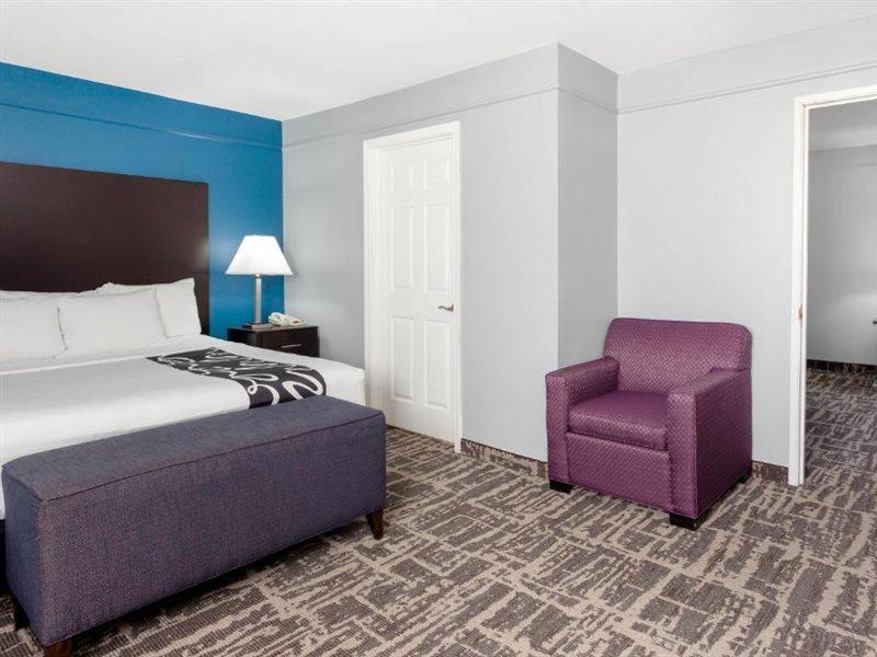 La Quinta By Wyndham Kerrville Extérieur photo