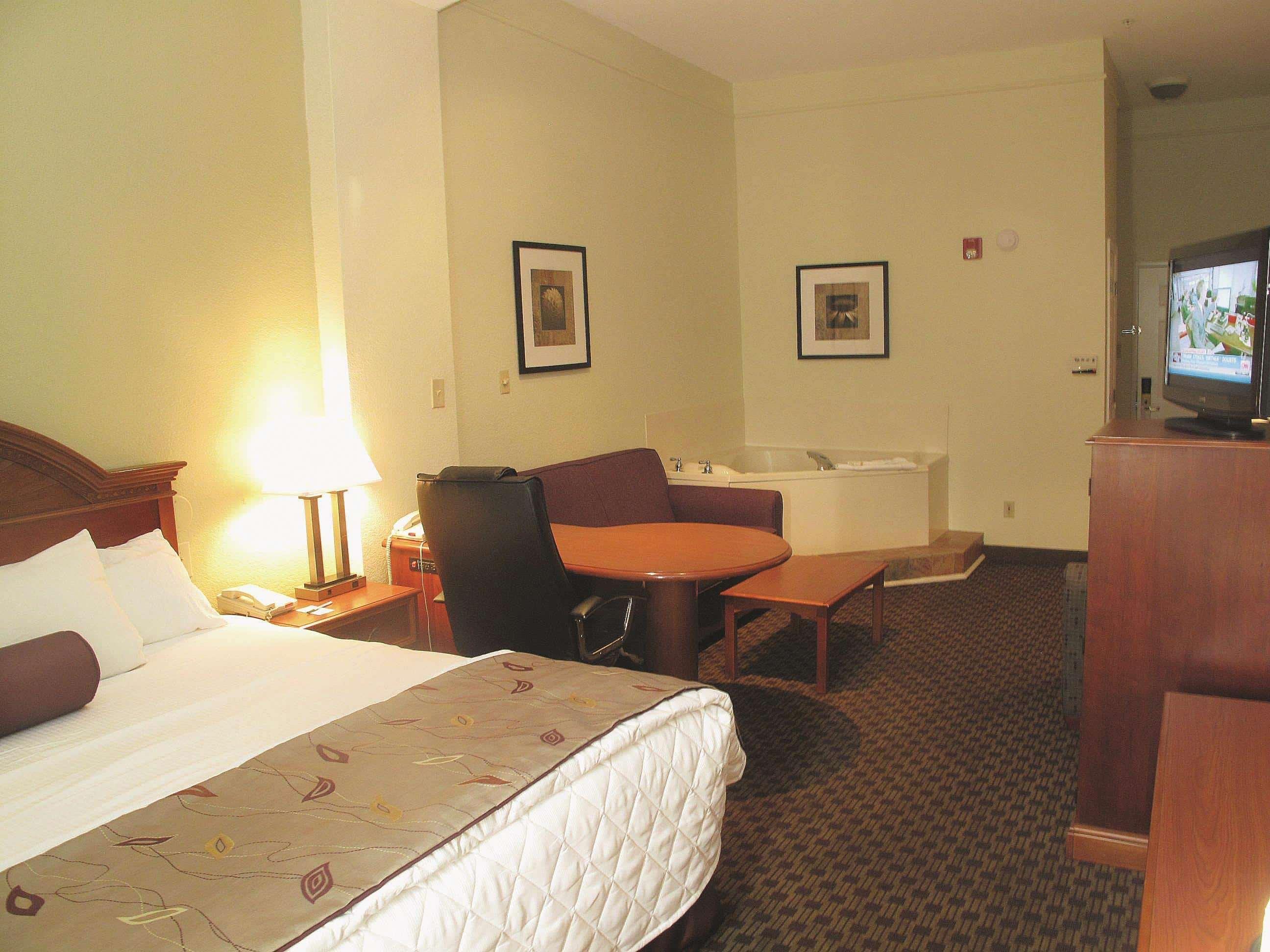 La Quinta By Wyndham Kerrville Extérieur photo
